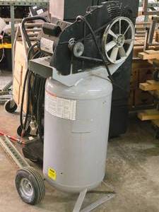 lot 643 image: Bel Aire 28-Gallon Air Compressor  Wheeled