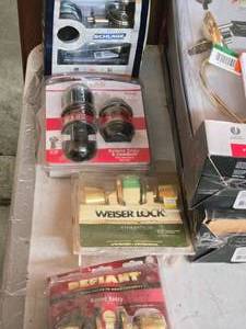 lot 917 image: Lot of (4) Assorted Door Sets
