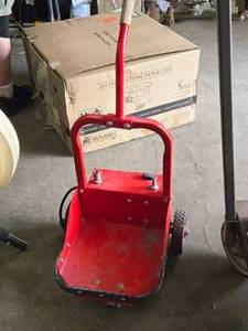 lot 945 image: Pitching Equipment Dolly