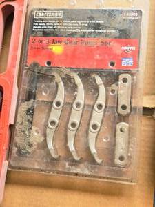 lot 955 image: 2  3 Jaw Gear Puller Set (in original packaging)