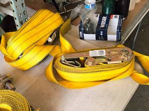 lot 973 image: Lot of (2) Flat Hook Ratchet Tie-Downs 3x30