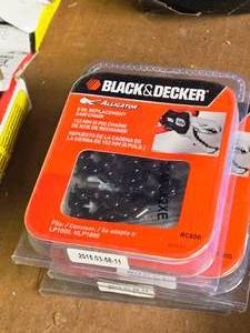 lot 986 image: Lot of (3) Black & Decker Alligator Gasoline 6 Replacement Chain Saw Chains (in original packaging)
