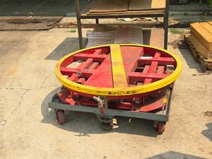 lot 629 image: Southworth Pallet Positioner