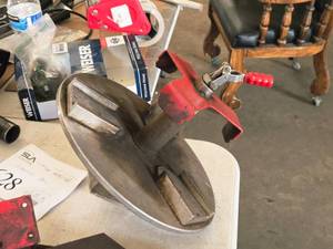 lot 628 image: Clamping Tool
