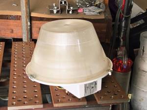 lot 1026 image: Cooper Lighting 250 Watt Light Fixture (only)