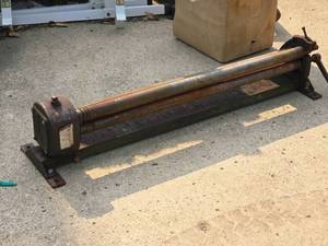 lot 1044 image: Ward Machinery 48 Plate Bending Roller