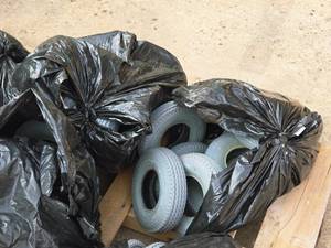 lot 705 image: Lot of (20) Pitching Machine Tires 8-12 O.D. x 4 I.D.