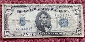 lot 16 image: 1934 Silver Certificate $5 Note