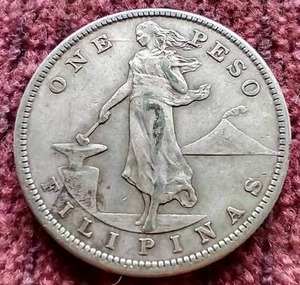 lot 65 image: 1907 Philippines Silver 1 Peso Coin