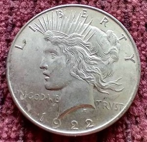lot 81 image: 1922 Peace Dollar