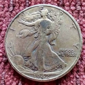 lot 88 image: 1942-D Walking Liberty Half Dollar