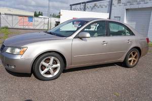2007 Hyundai Sonata Sedan - 3.3L V6