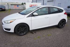 2015 Ford Focus SE Hatchback - 2.0L Flex Fuel