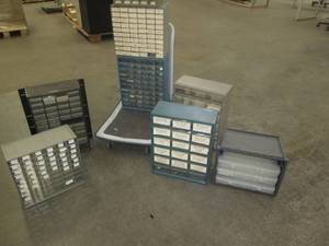 lot 186 image: Smaller Rolling platform cart with ...