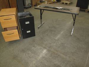 lot 187 image: Adjustable 4ft office style table a...