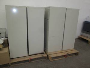 lot 192 image: 2-Pallet lot consisting of (4) 4-dr...