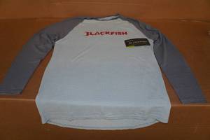 lot 133 image: Blackfish Angler UPFCooling Long Sleeve - Medium