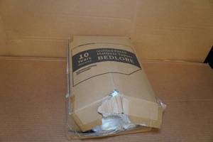 lot 166 image: Queen Quilted Fitted Mattress Topper