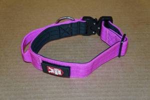 lot 176 image: Boss Dog Collar - Pink