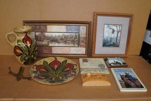 lot 197 image: Assorted Home Dcor