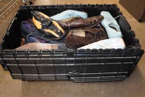 lot 253 image: Assorted Shoes