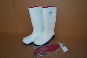 lot 257 image: Treds 15 Steel Toe Boots - Size 6