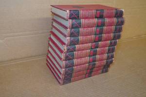 lot 267 image: Popular Mechanics Do-It Yourself Encyclopedias