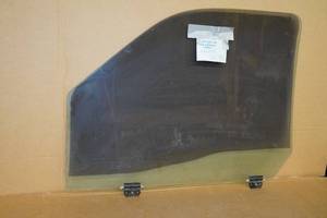 lot 277 image: Front Window for Ford F-250 Pickup