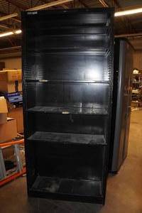 lot 5 image: Large Metal Shelf