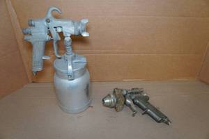 lot 62 image: Binks and DeVilbis Spray Guns