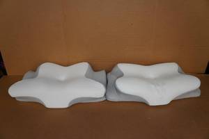 lot 107 image: 2 Cervical Pillows