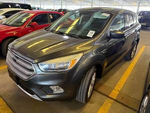 lot 8 image: 2017 Ford Escape SE 4x4