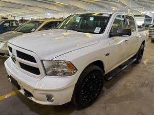 lot 11 image: 2015 Ram 1500 Big Horn Crew Cab 4x4
