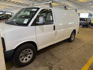 lot 14 image: 2012 Chevrolet Express 1500 Cargo AWD