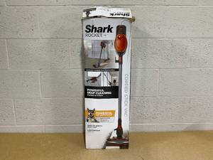 lot 333 image: Shark Rocket Ultra-Light Upright Vacuum with Under-Appliance Wand, HV301