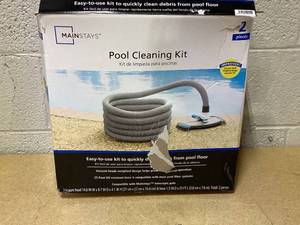 lot 426 image: Mainstays Cleaning Kit for Pools - Two Piece - Teal & Grey & White