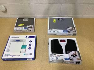 lot 411 image: LOT OF 4 Miscellaneous Digital Scales
