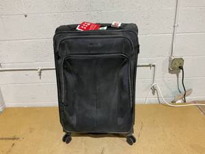 lot 127 image: American Tourister Phenom Softside Large Checked Spinner Suitcase