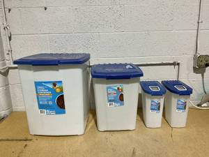 lot 140 image: LOT OF 4 Vibrant Life Pet Food Storage Containers