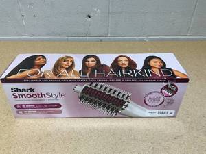 lot 46 image: Shark SmoothStyle Heated Comb & Blow Dryer Brush