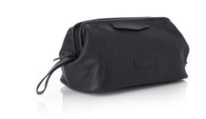 lot 259 image: Alpine Swiss Lauter Toiletry Bag