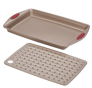 lot 371 image: 2PCS Rachael Ray Cucina Nonstick Bakeware Crisper Pan Set
