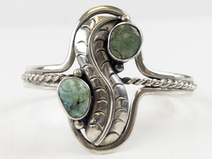 lot 7 image: Mexican Sterling Silver 925 Cuff Bracelet with Turquoise Stones