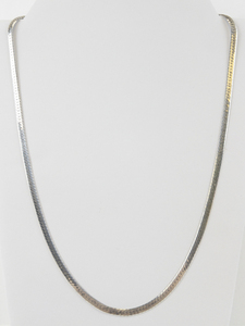 lot 12 image: Sterling Silver 24in Herringbone Necklace
