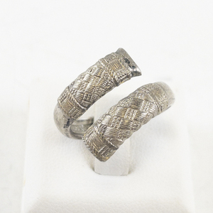 lot 45 image: Wallace Sterling Silver Wrap Ring Size 6.5-6.75