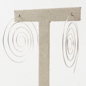 lot 80 image: Pair of Sterling Silver Spiral Wire Hoop Earrings