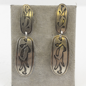 lot 112 image: Ed Levin Sterling Silver Modernist Dangle Earrings
