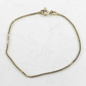 lot 132 image: Vermeil Sterling Silver Box Link Chain Bracelet