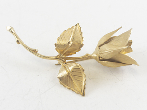 lot 159 image: Giovanni Gold-Tone Rose Flower Brooch Pin