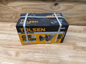 lot 65 image: Tolsen 6 Bench Vice (08042549.50)